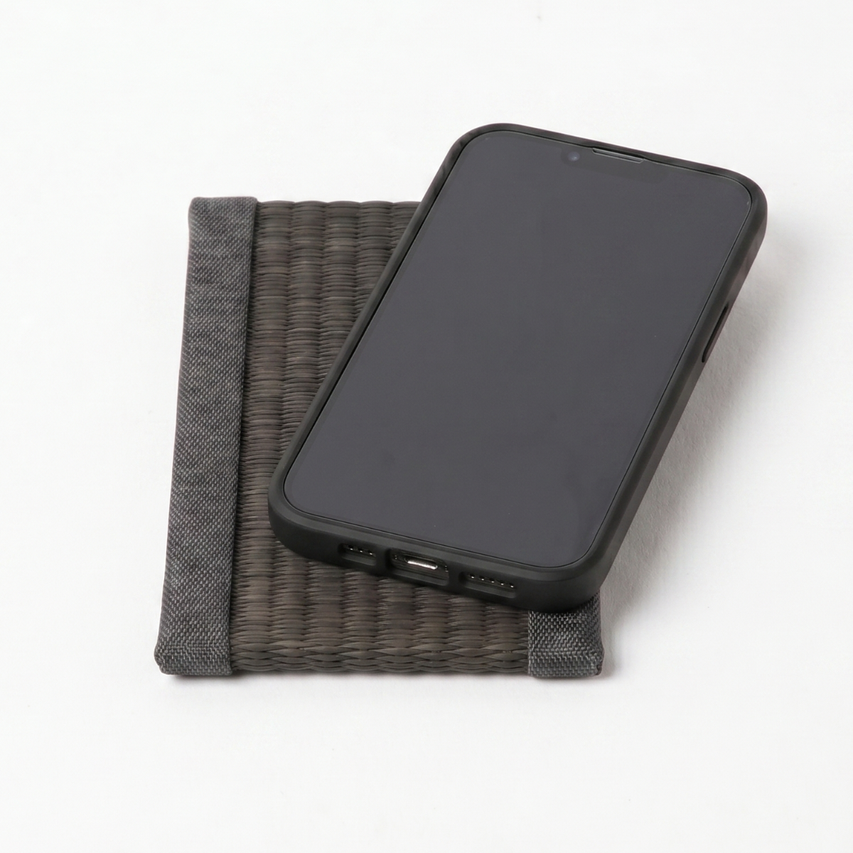 畳スマートフォン置き